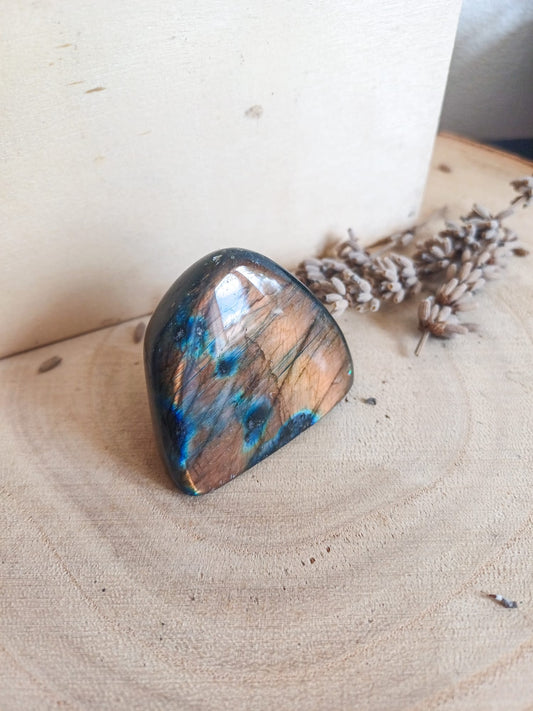 labradorite pierre naturelle polie